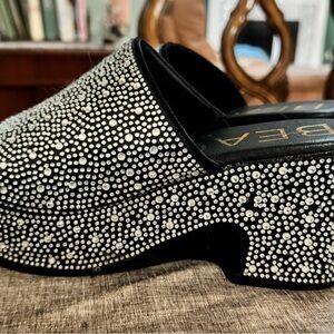 BEACH by Matisse Black rhinestone platform sandal US 8